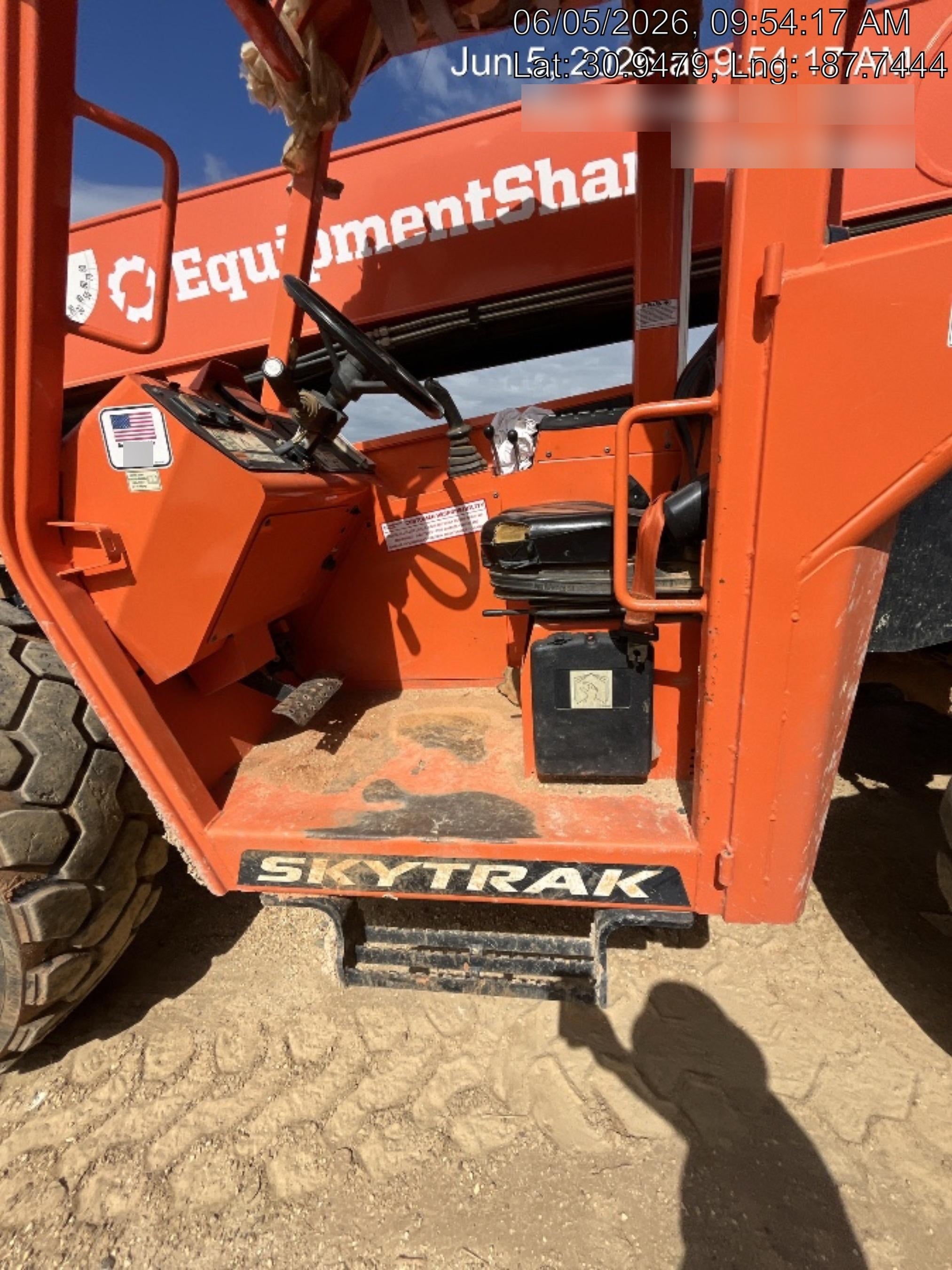 2023 SKYTRAK 12054
