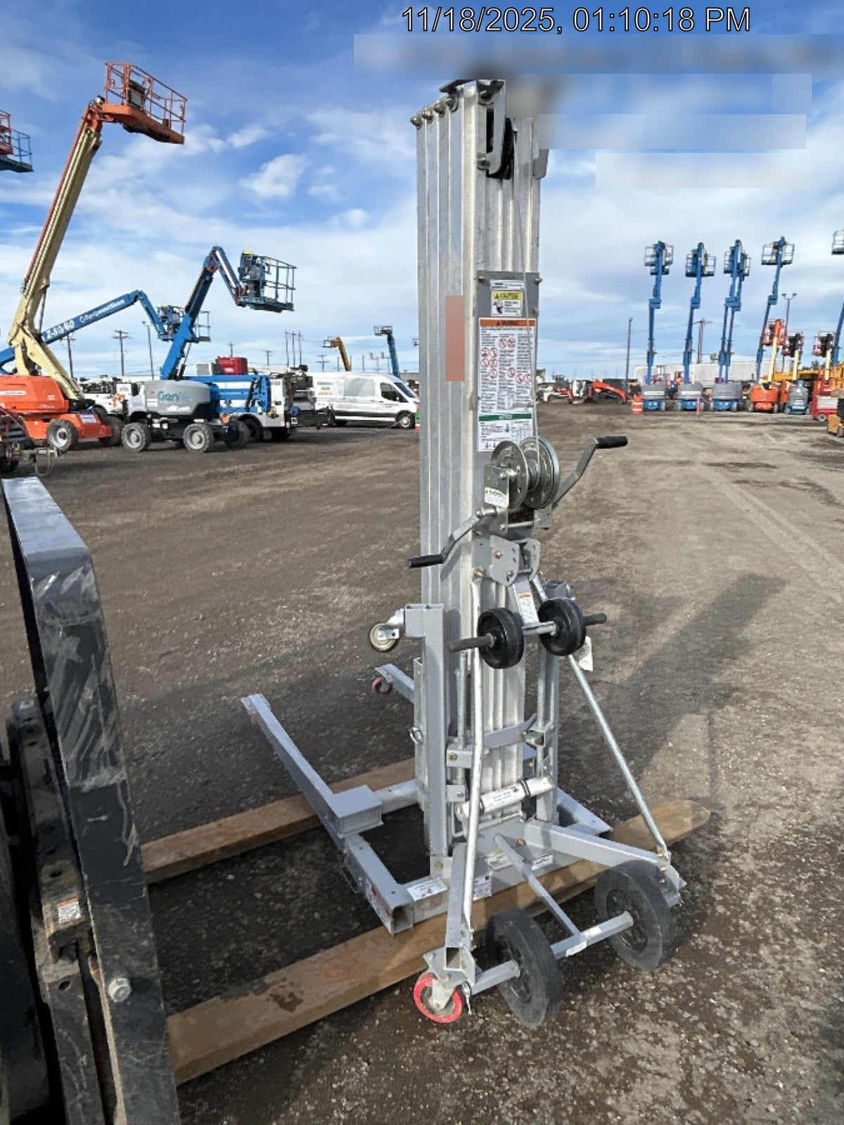 2020 GENIE SLC-24