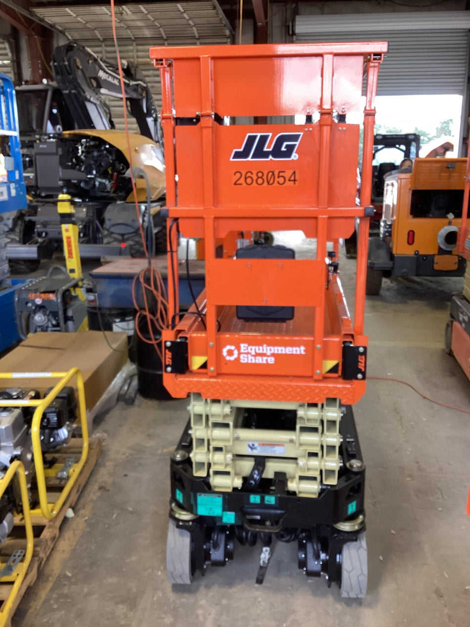 2022 JLG ES1932