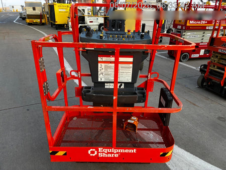 2025 JLG E300AJP