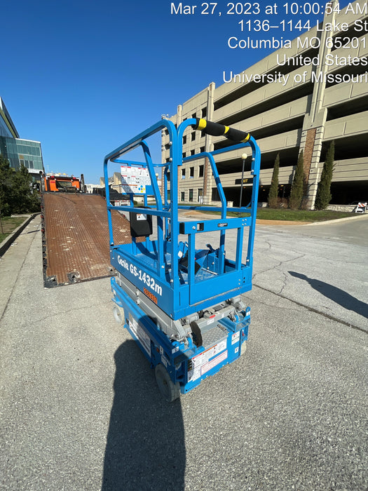 2022 GENIE GS-1432