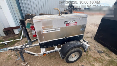 2019 Lincoln Electric Vantage 322 Welder Ready-Pak 3, Two wheel trailer, Fender and Light kit, Cable Rack