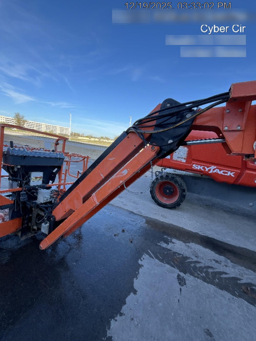 2021 JLG 860SJ