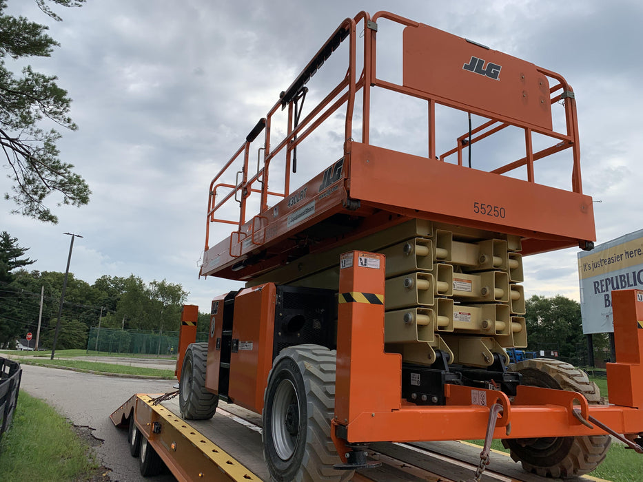 2020 JLG 430LRT