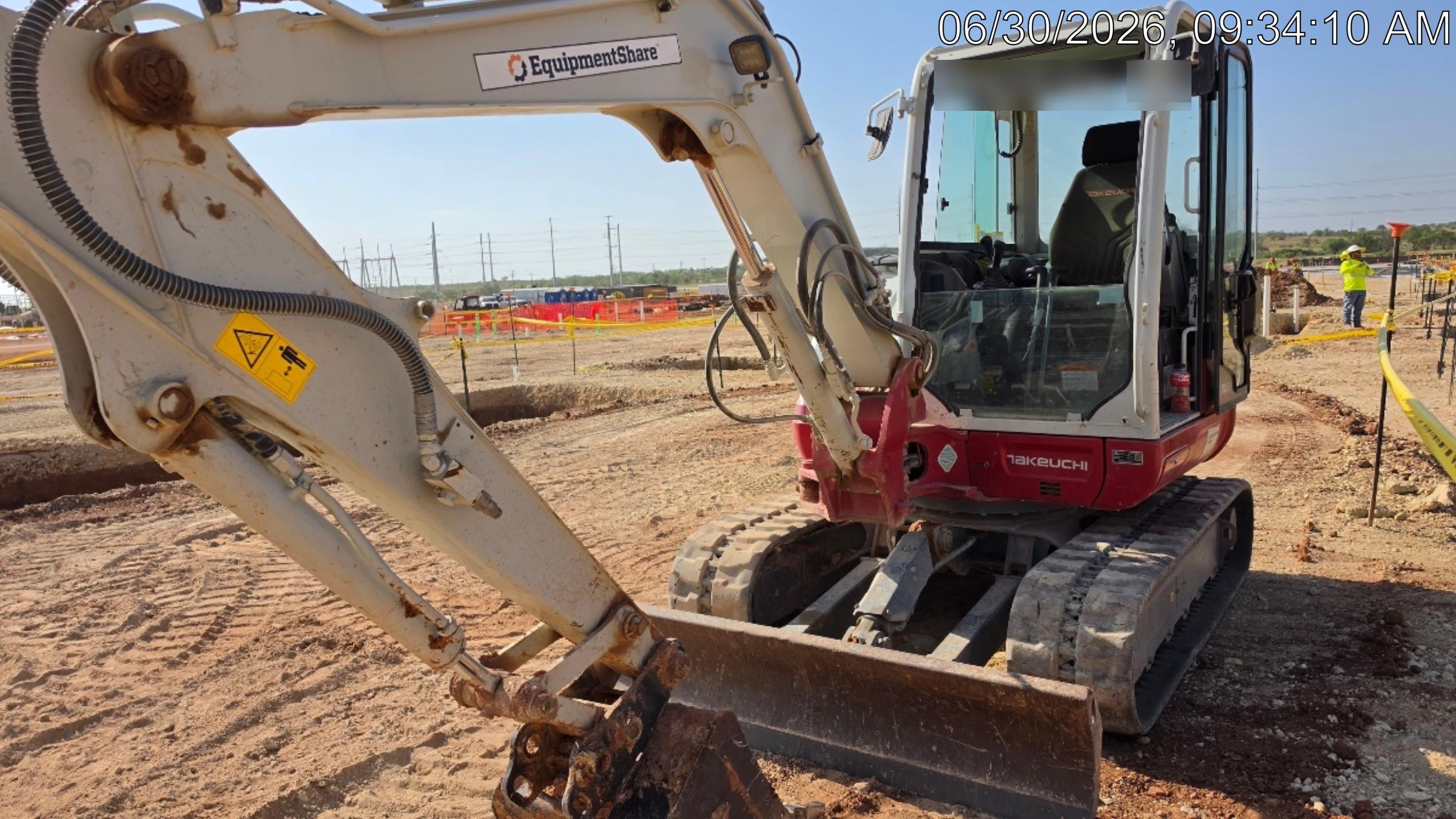 2021 TAKEUCHI TB250-2C