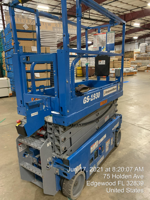 2020 Genie GS-1930 Solid Non Marking Tires, Beacon, Folding rails with half height swing gate