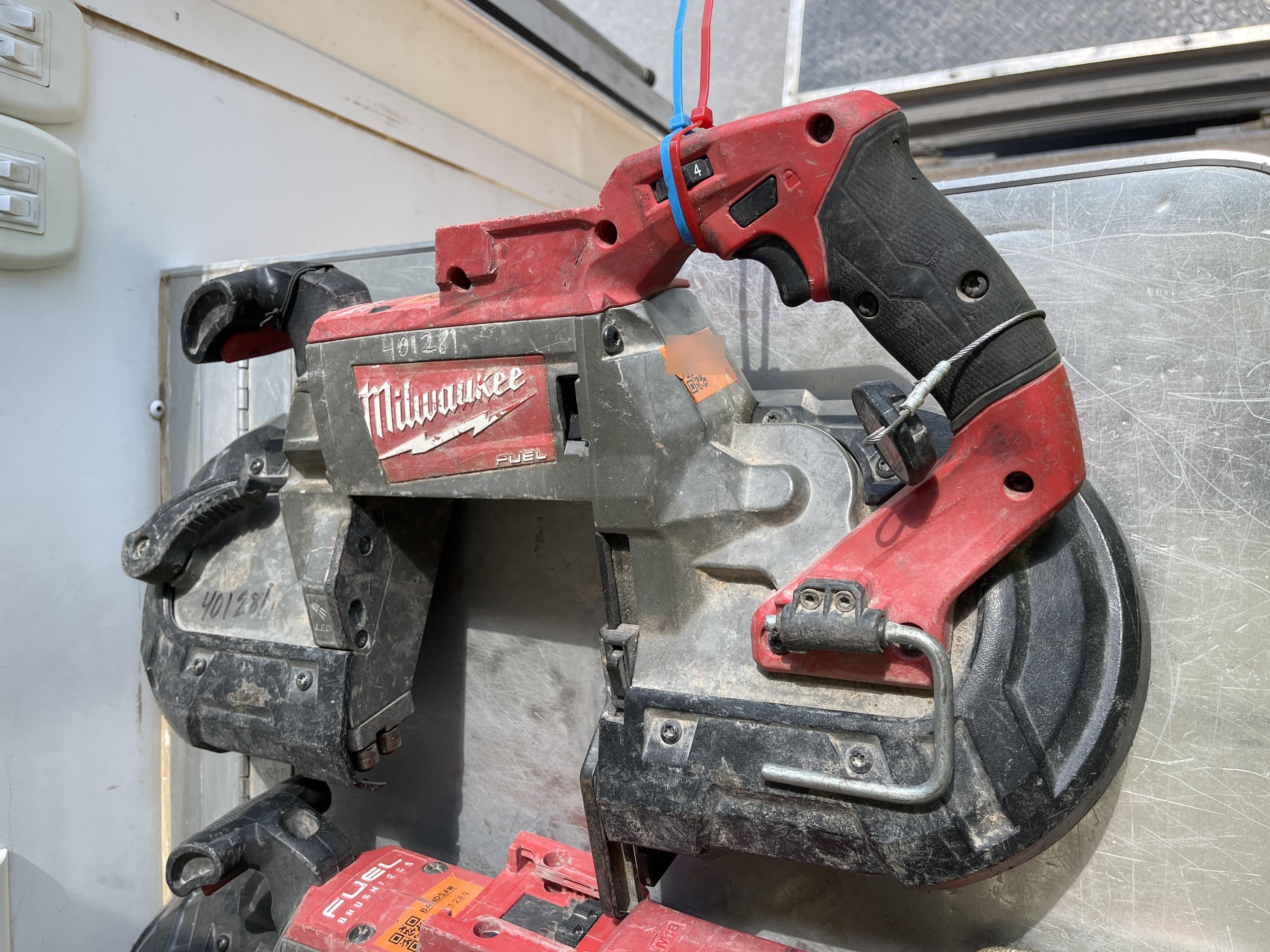 2024 MILWAUKEE 2729S-20