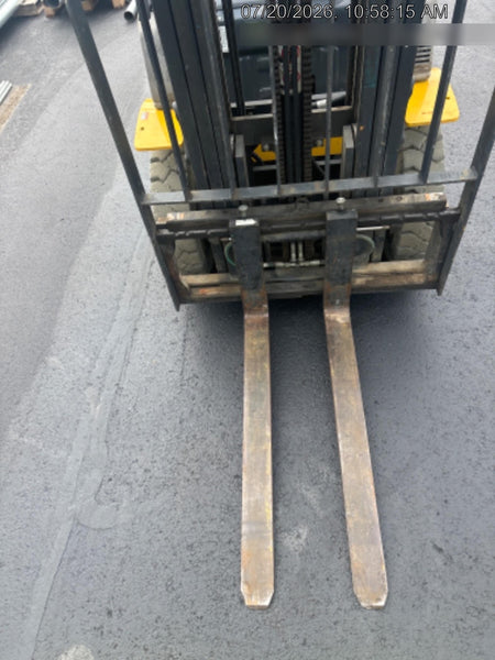2021 KOMATSU FG25T-16 LP