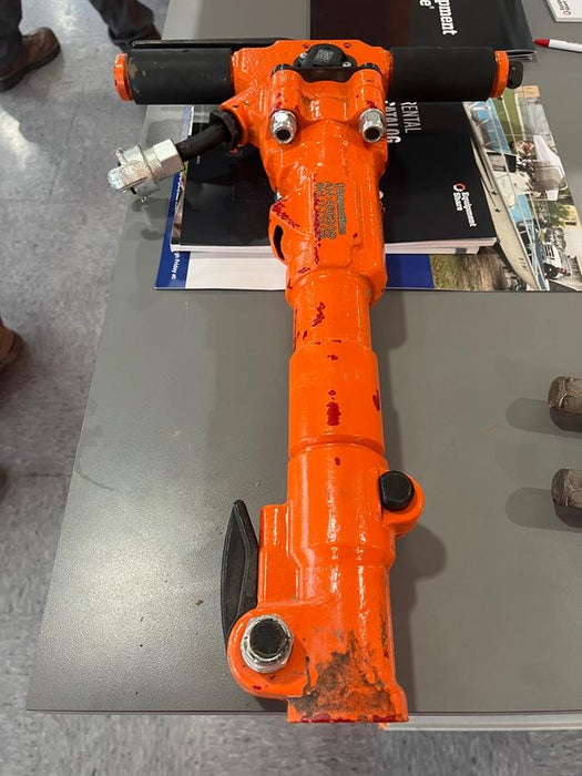 2024 MICHIGAN PNEUMATIC ES-TPB30-1-TRACKER