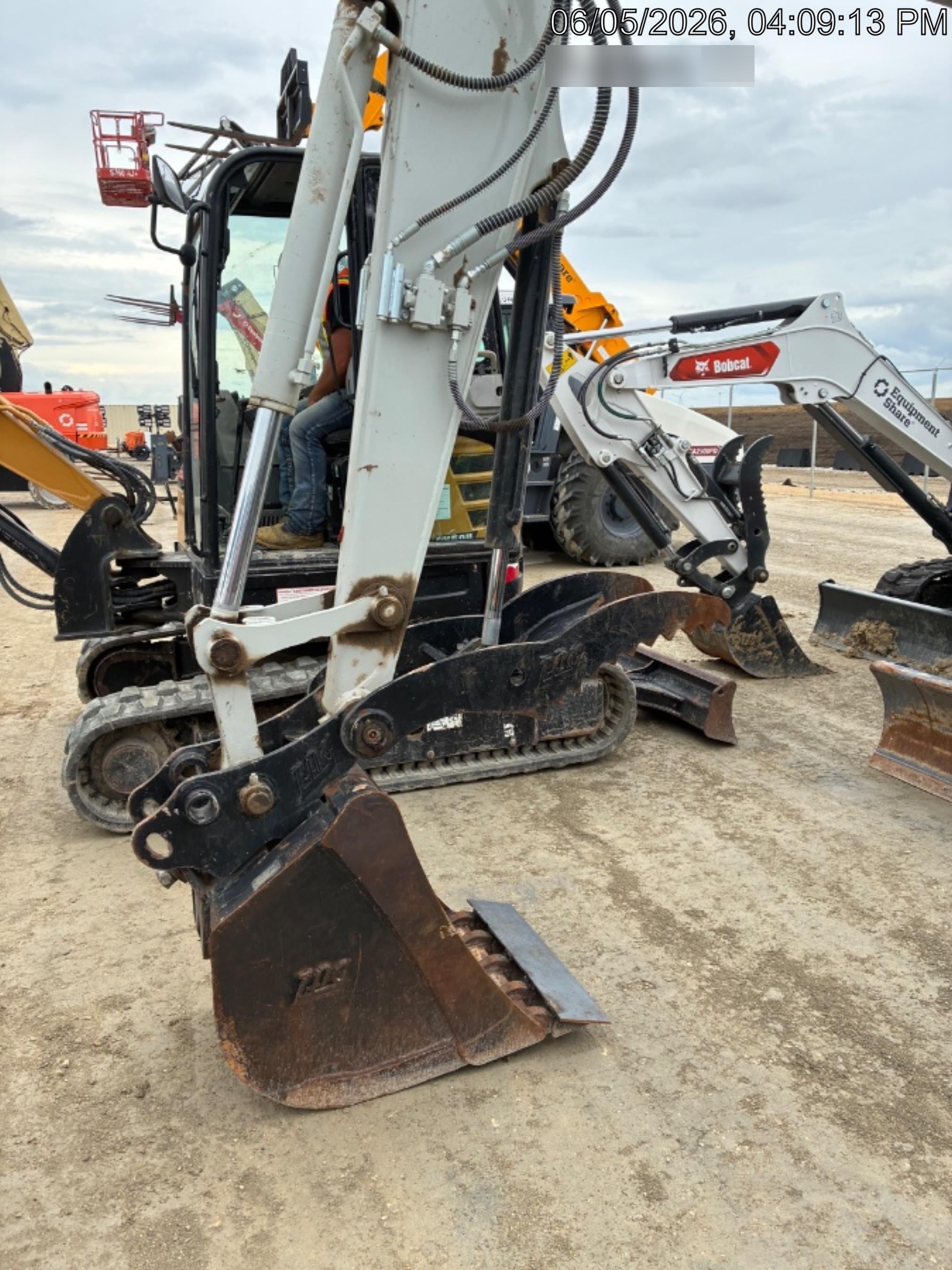 2025 TAKEUCHI TB290-CR