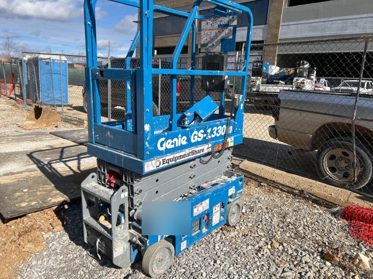 2021 GENIE GS-1330m