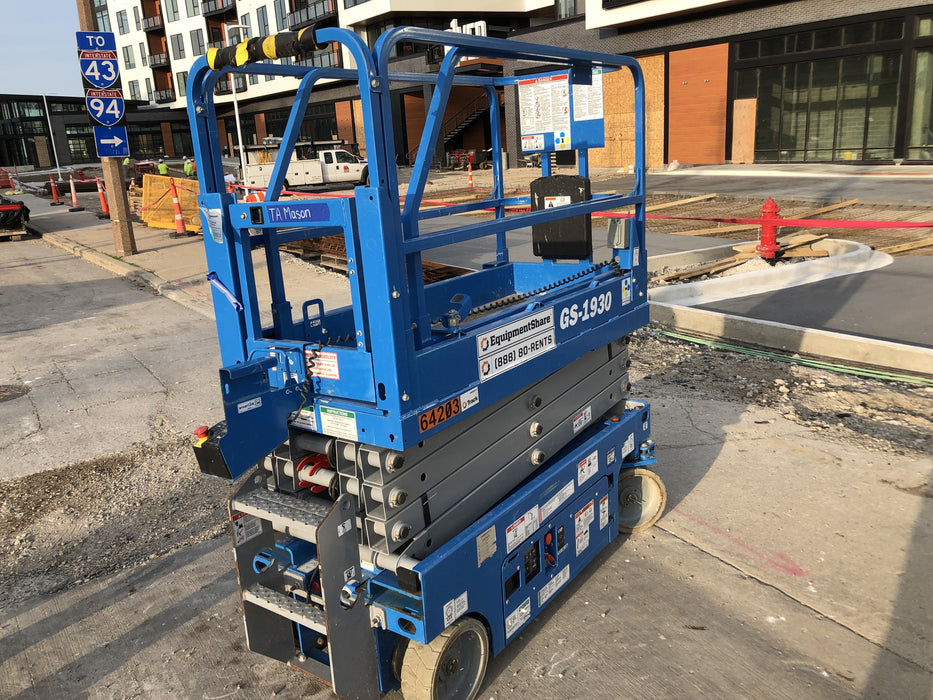 2020 Genie GS-1930 Solid Non Marking Tires, Beacon, Folding rails with half height swing gate