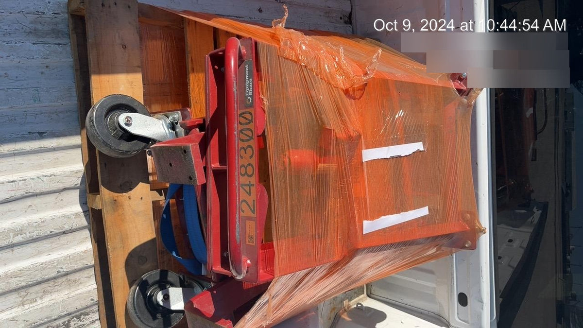 2022 ROL-A-LIFT M-6