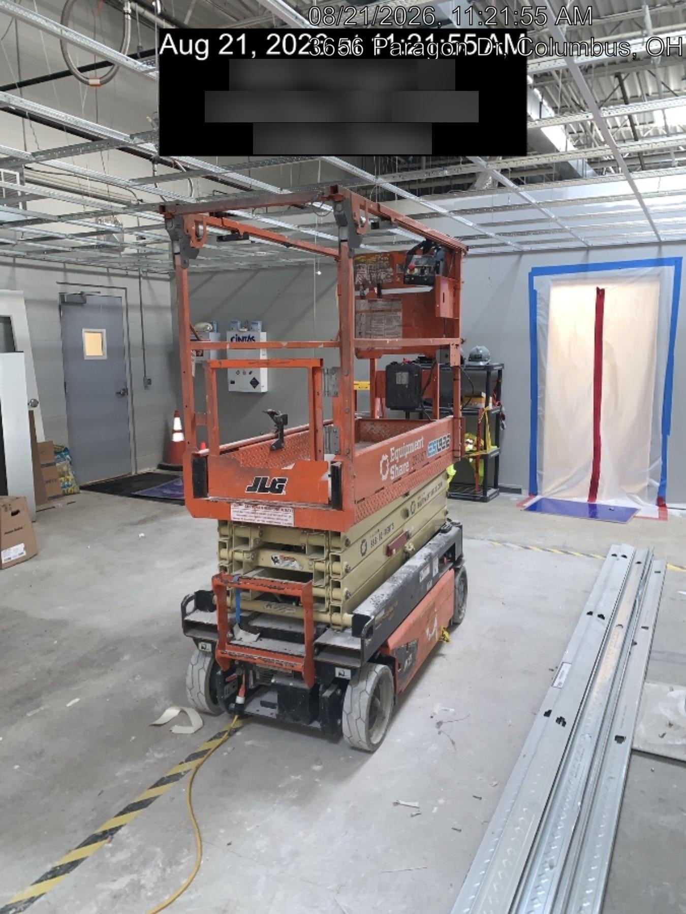2022 JLG ES1932