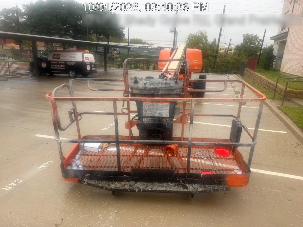 2019 JLG 660SJ