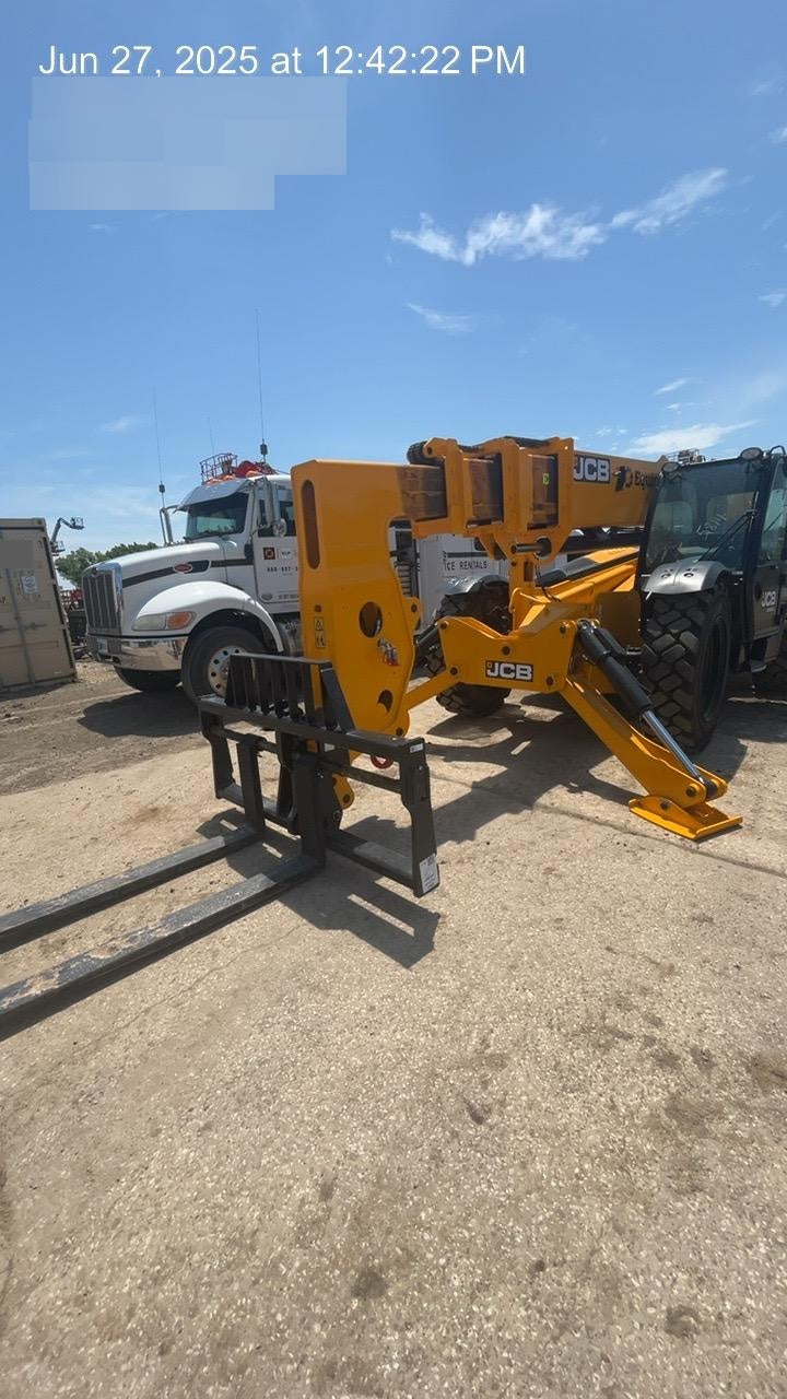 2025 JCB 512-56