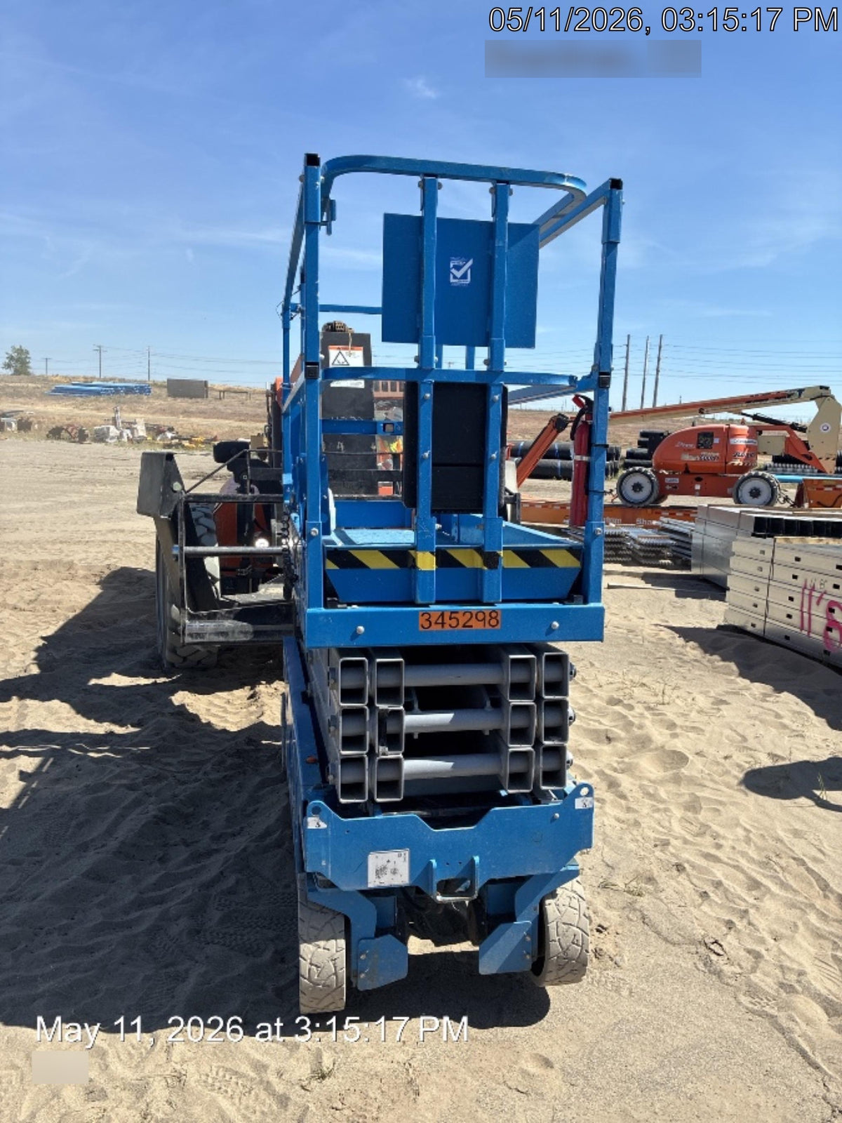 2023 GENIE GS-2632