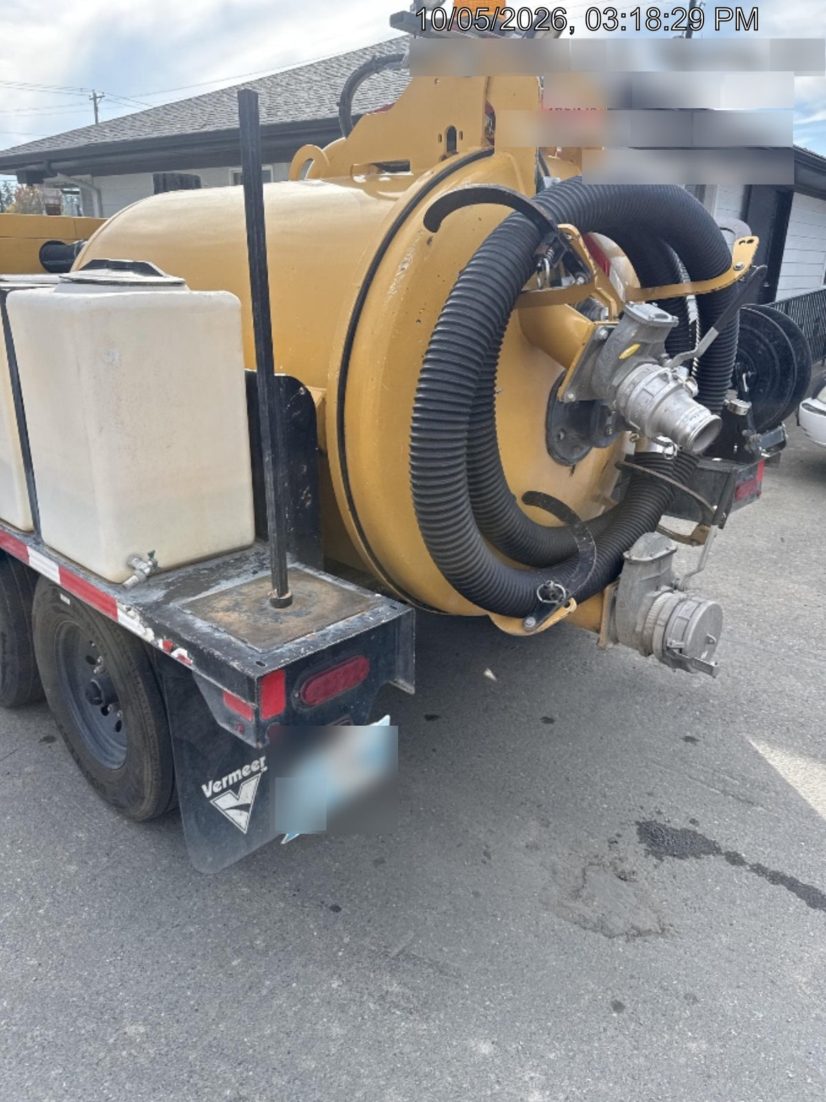 2022 Vac-Tron LP573XDT T4 Koehler Diesel Engine, 500 Gallon Debris Tank, x2 100 Gallon Water Tanks