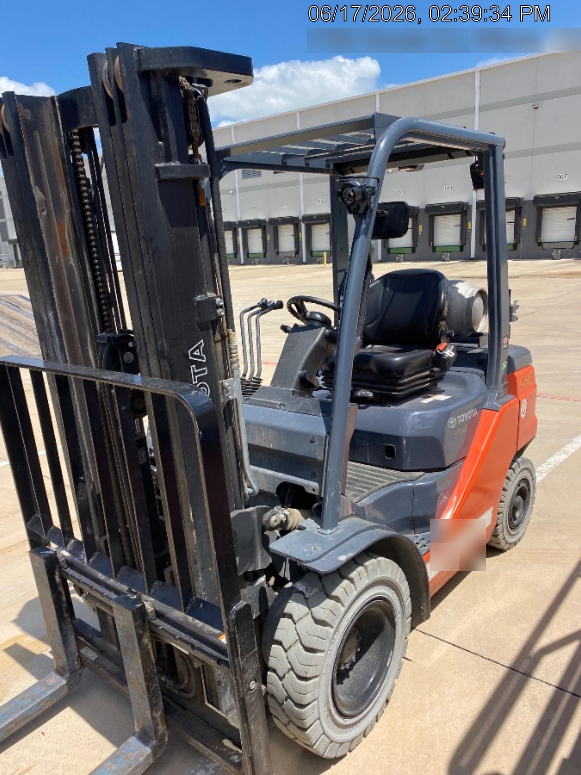2022 TOYOTA 50-8FGU25