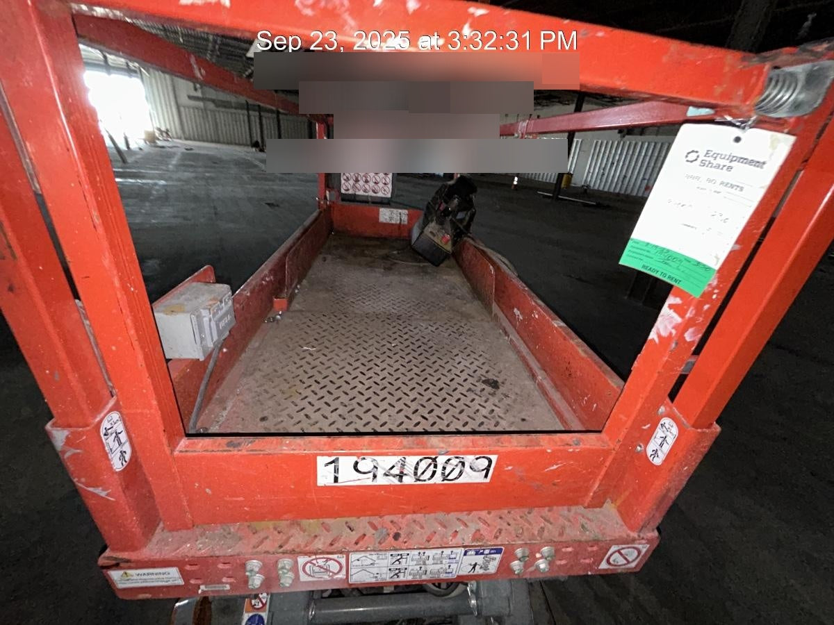 2021 SKYJACK SJ3219
