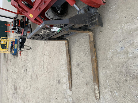 2018 PALADIN 48" Pallet Forks - Paladin