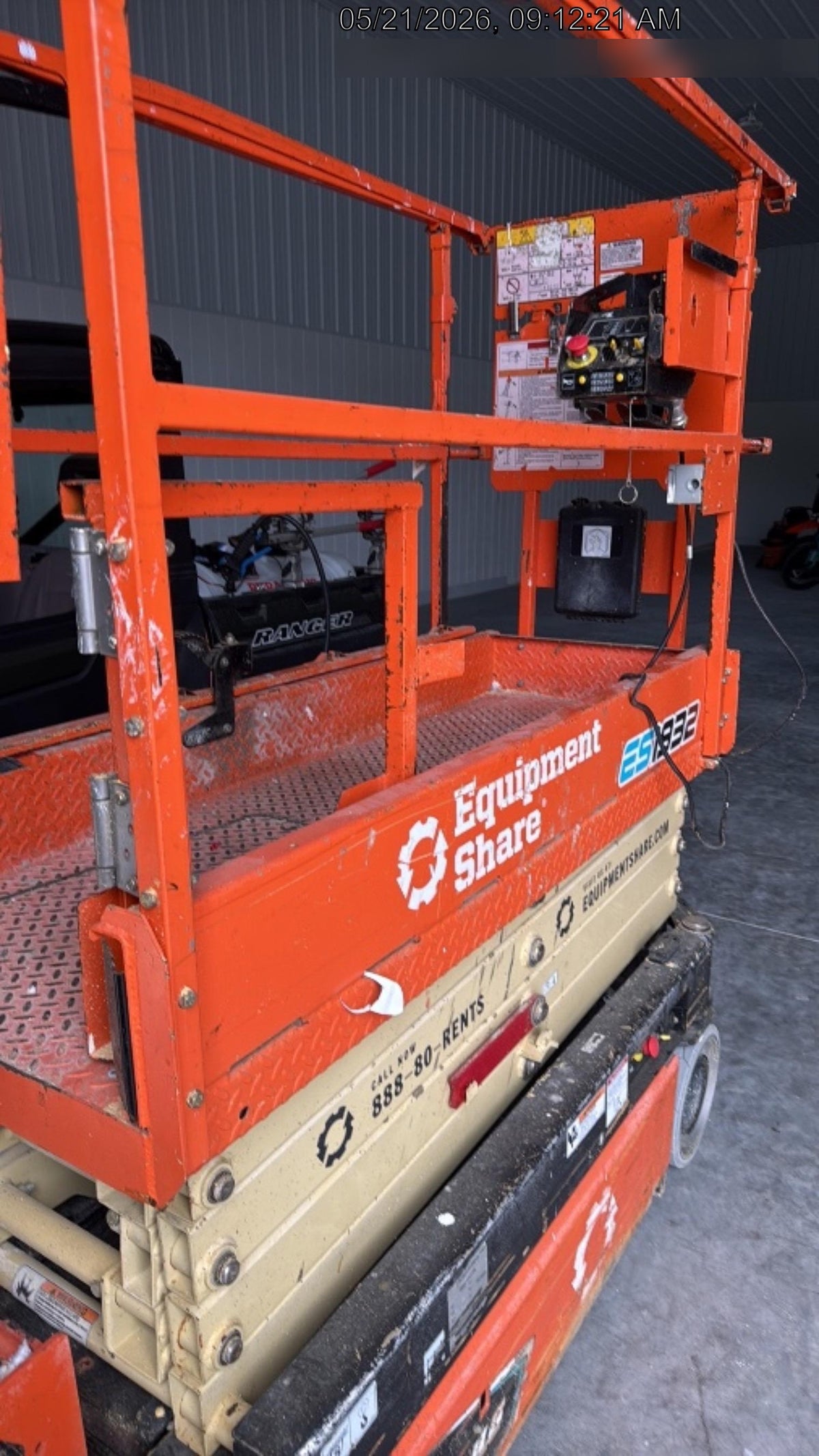 2022 JLG ES1932