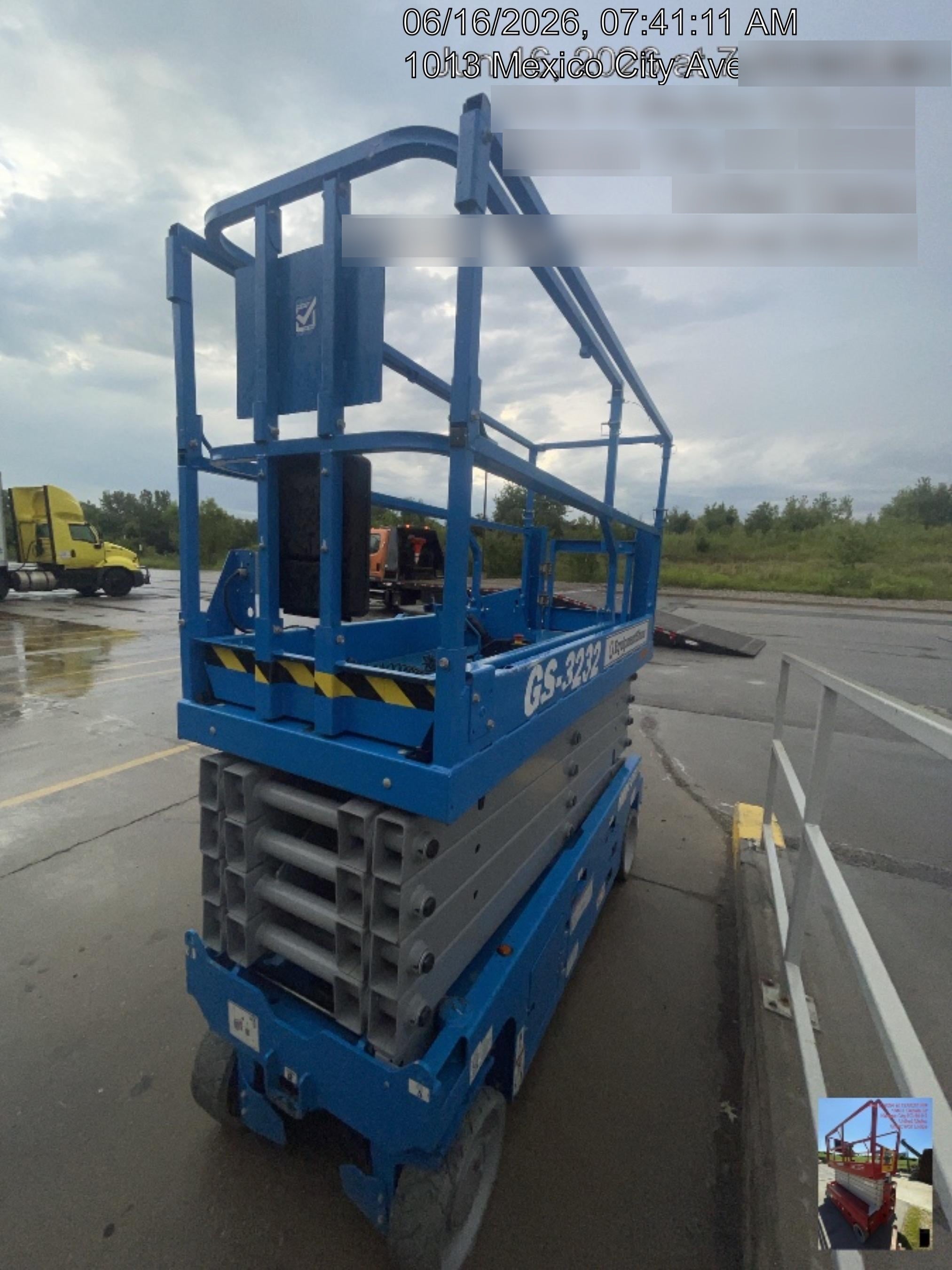 2023 GENIE GS-3232