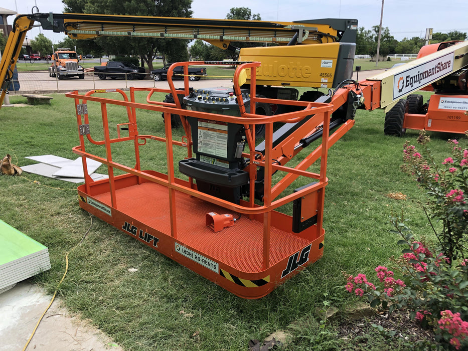 2020 JLG 660SJ