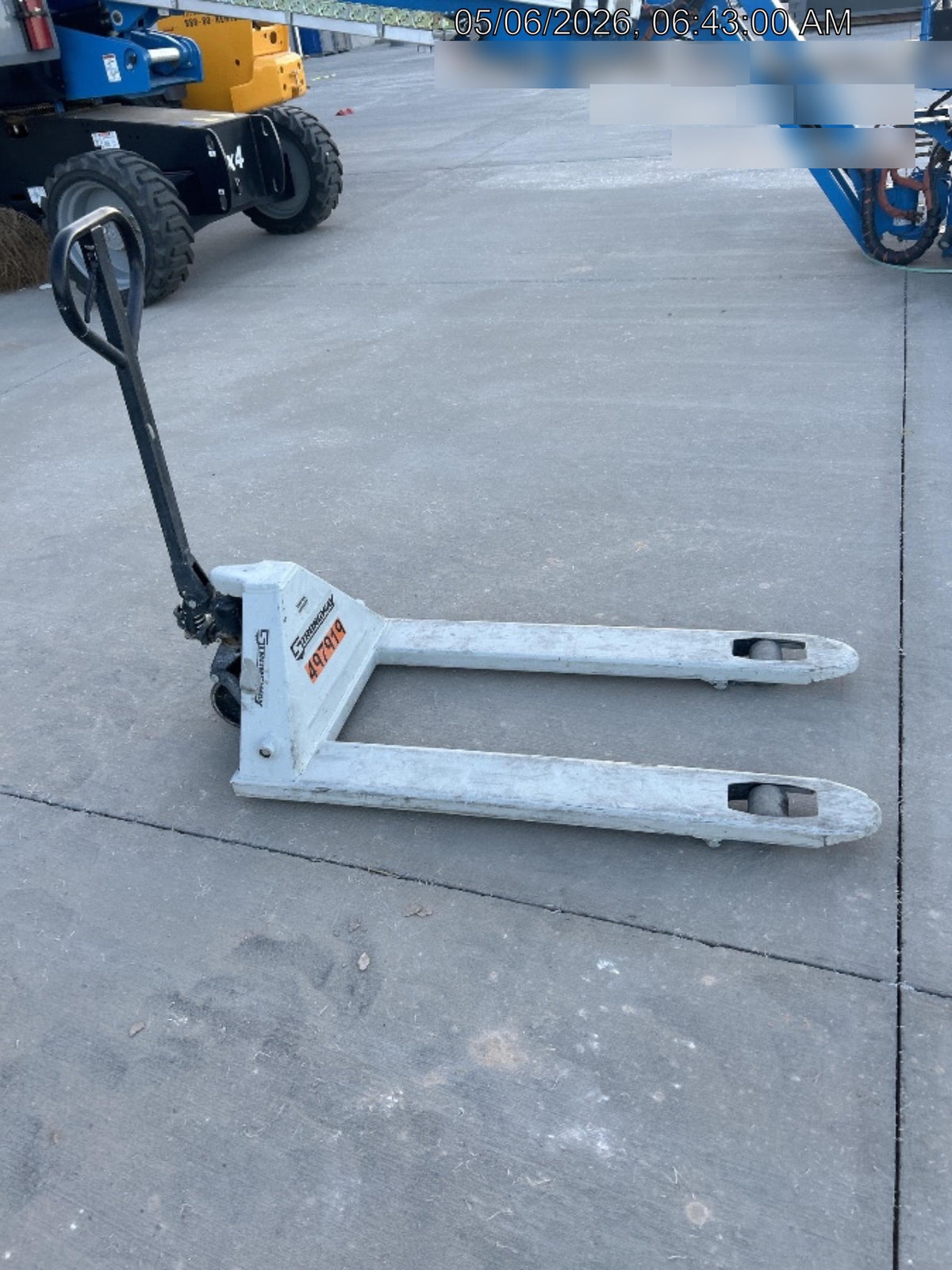 2025 STRONGWAY 5500 lb Pallet Jack