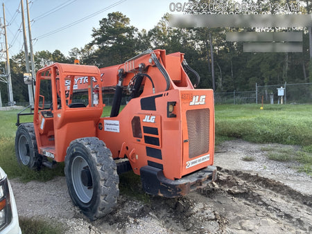 2019 Skytrak 6036 Canopy, Solid Tires, LED Work Lights, Beacon w/72" Carriage, 48" Pallet Forks