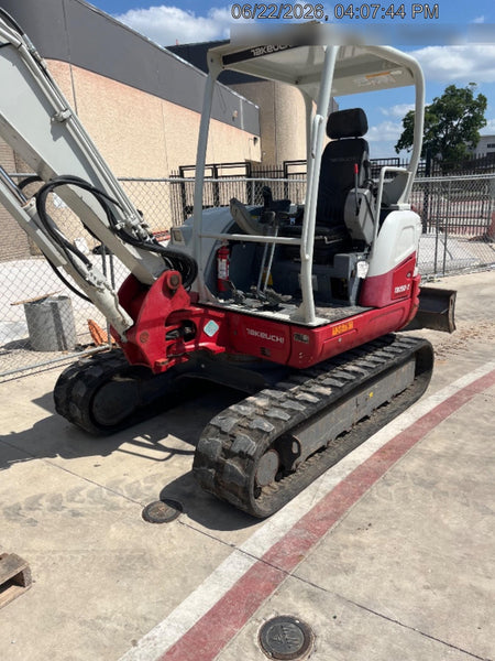 2021 TAKEUCHI TB250-2