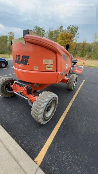 2019 JLG 450AJ