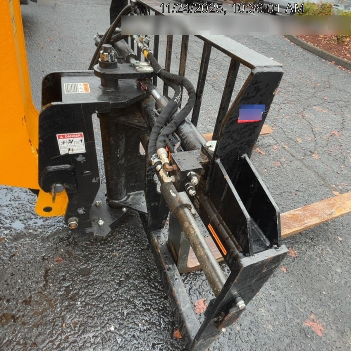 2022 JCB 332/E5286