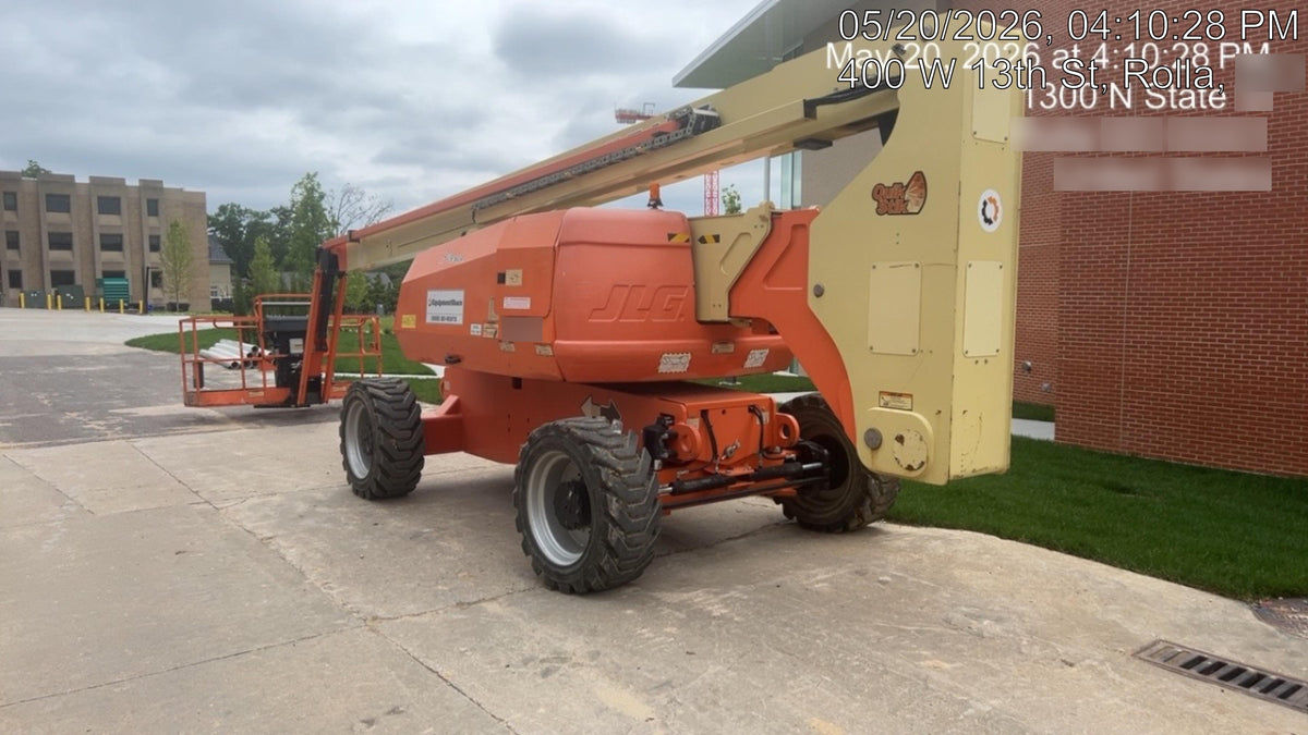 2019 JLG 800AJ