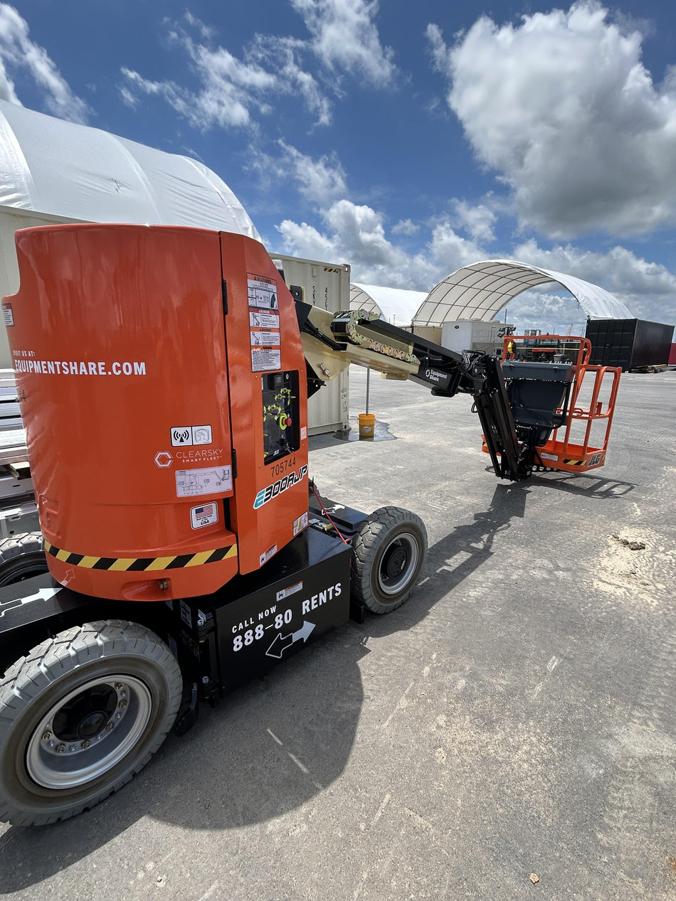 2026 JLG E300AJP