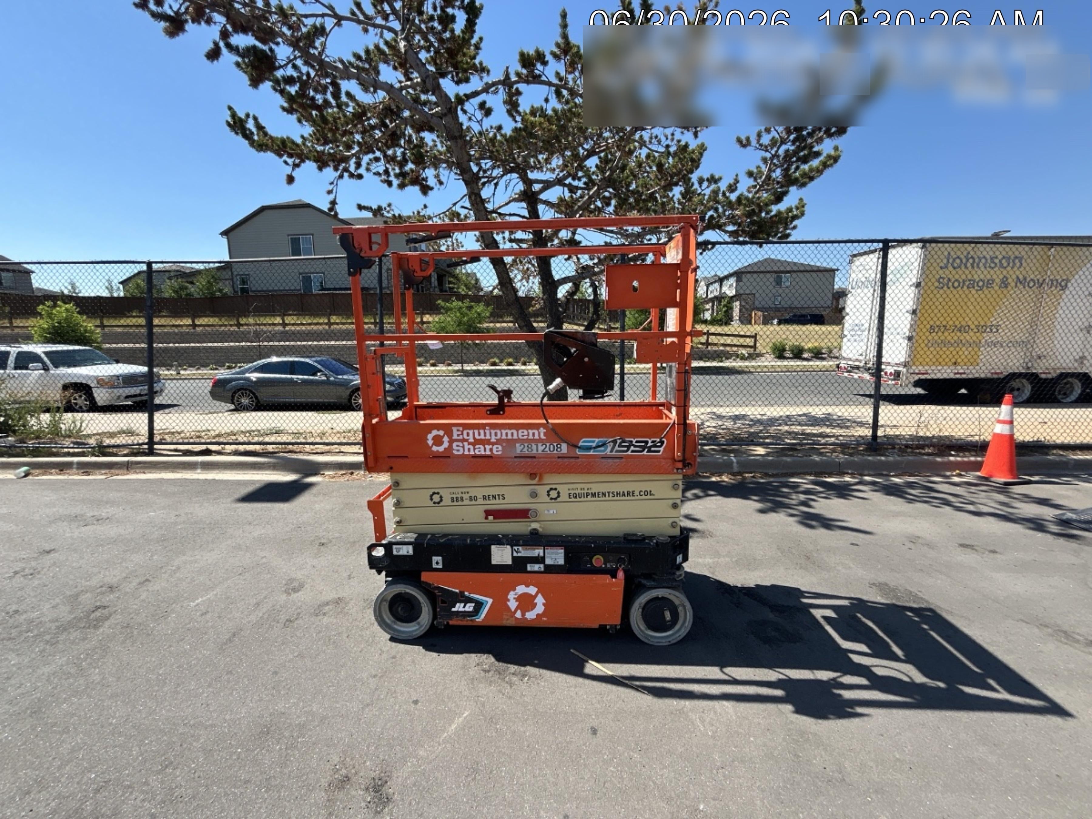 2022 JLG ES1932