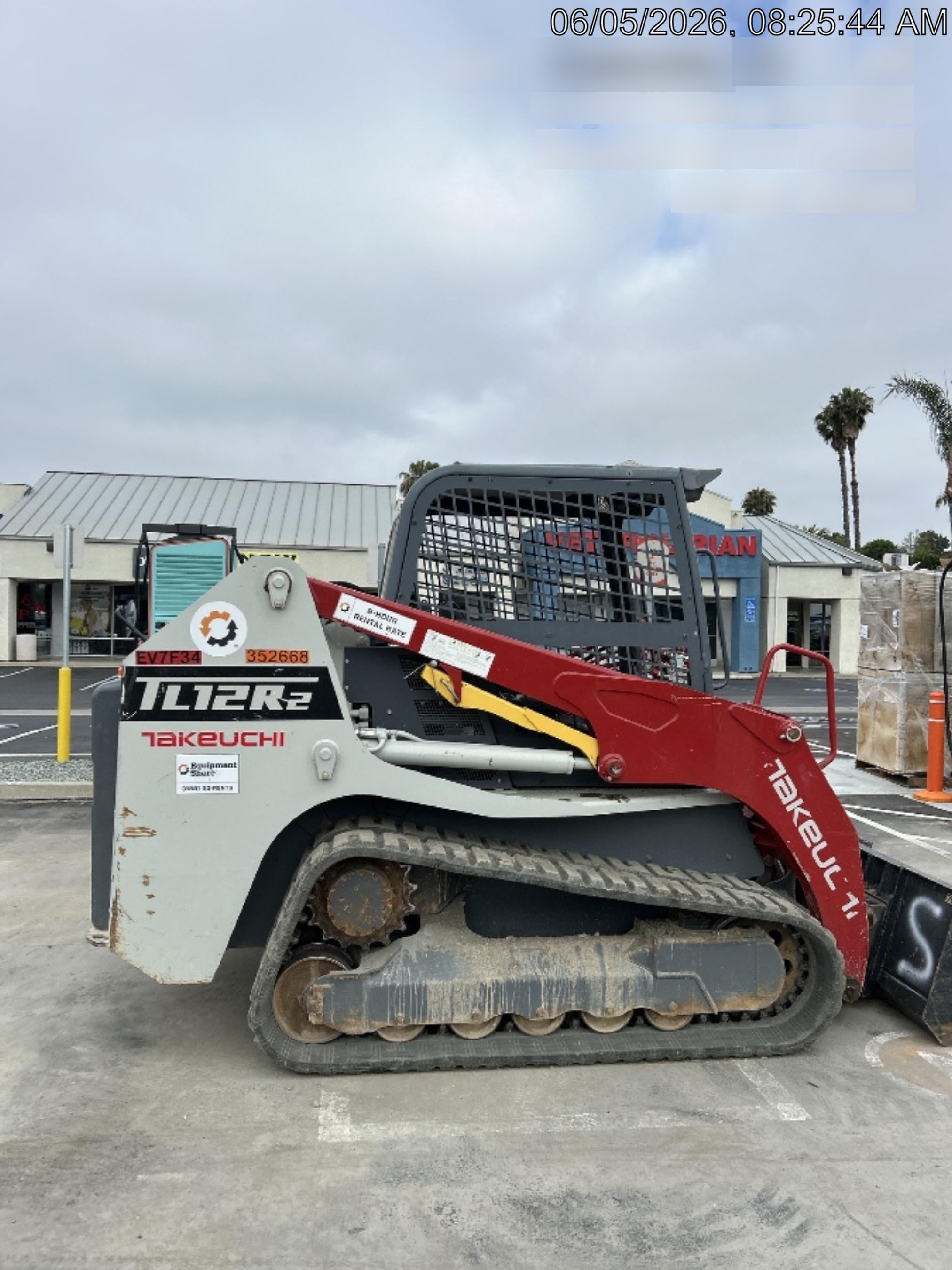 2023 TAKEUCHI TL12R2-R