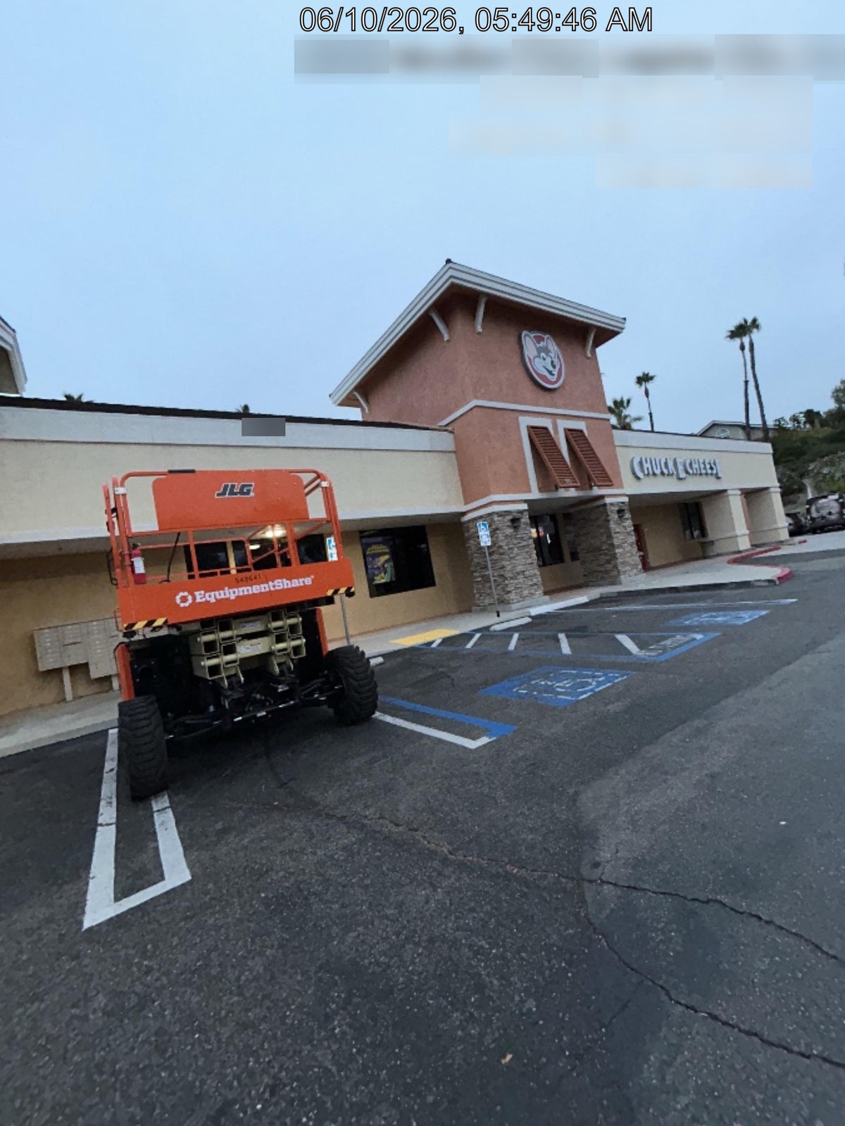 2025 JLG RT3394
