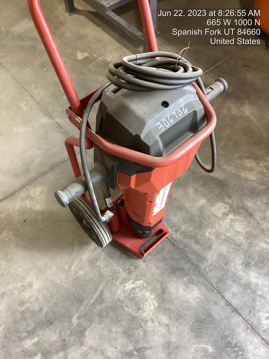 2023 HILTI TE 3000-AVR