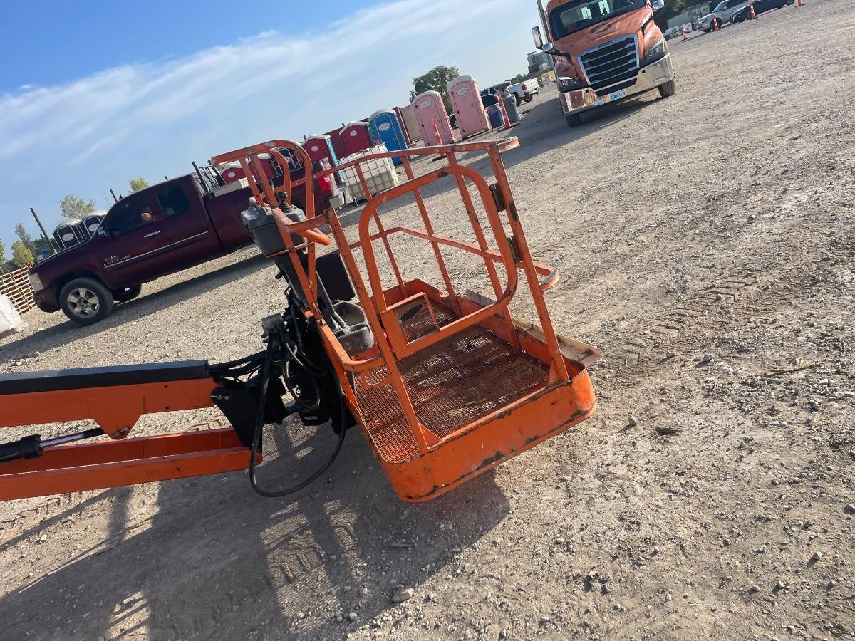 2021 JLG 660SJ