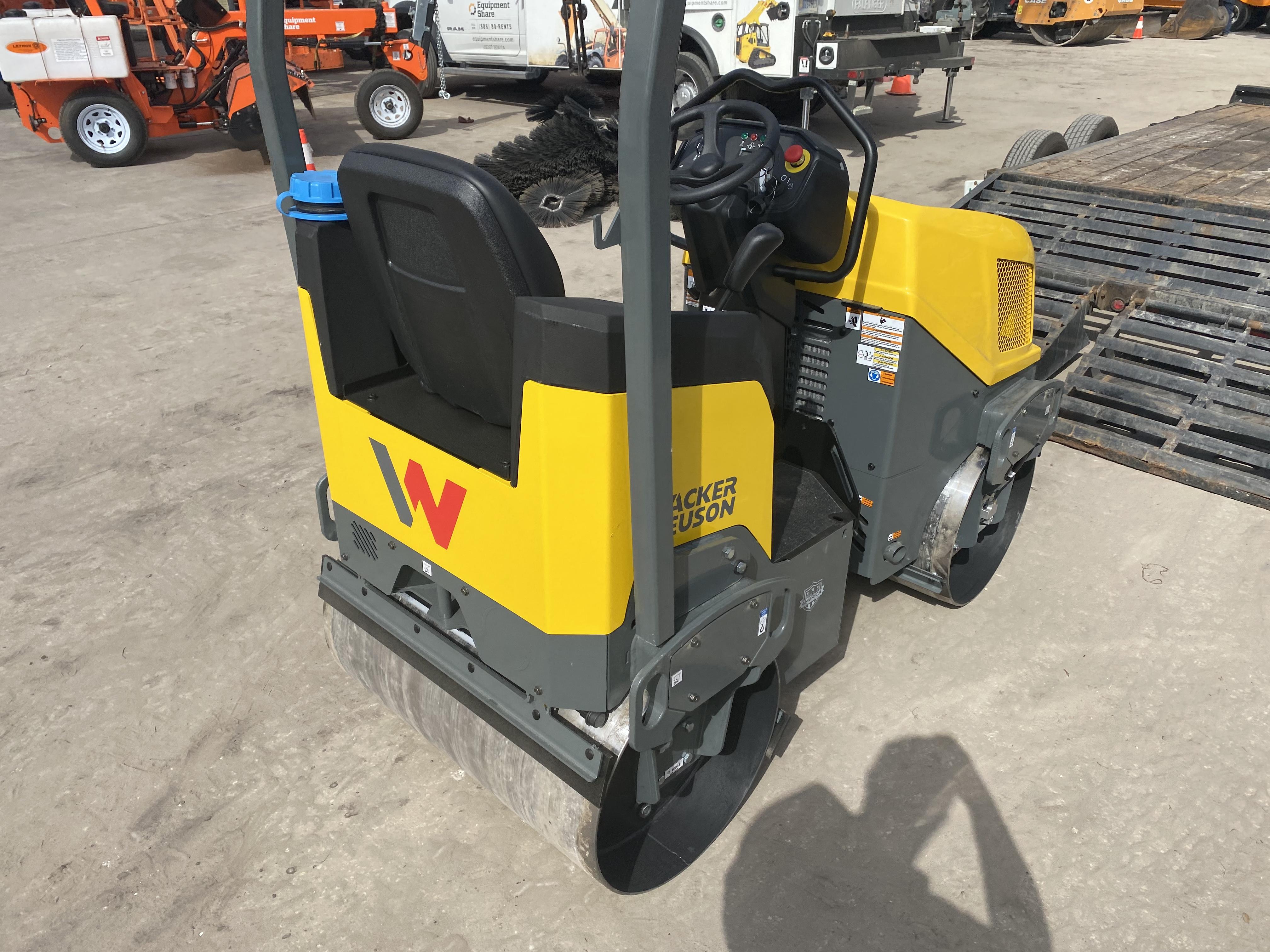 2023 WACKER NEUSON RD12A