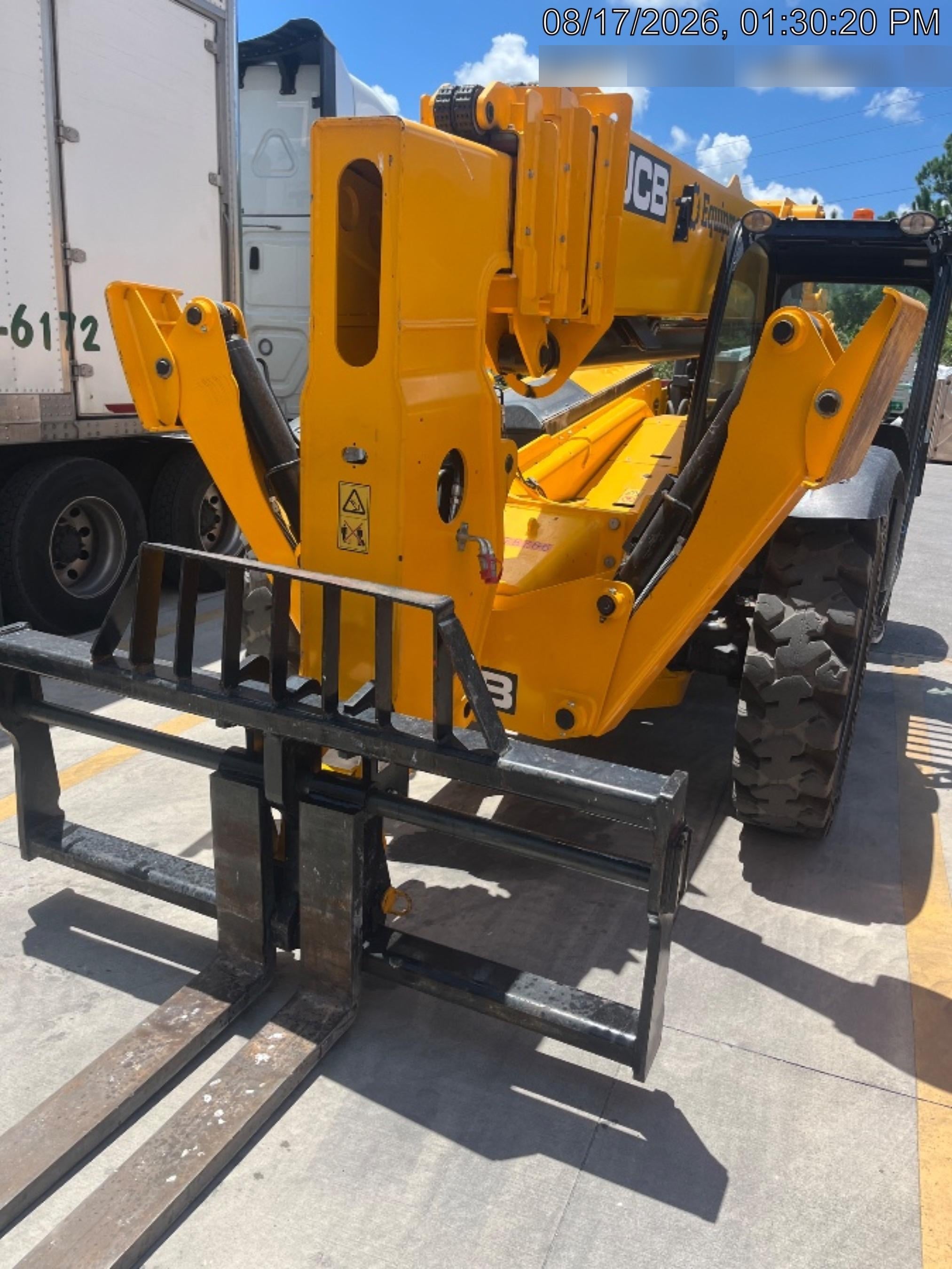 2025 JCB 510-56
