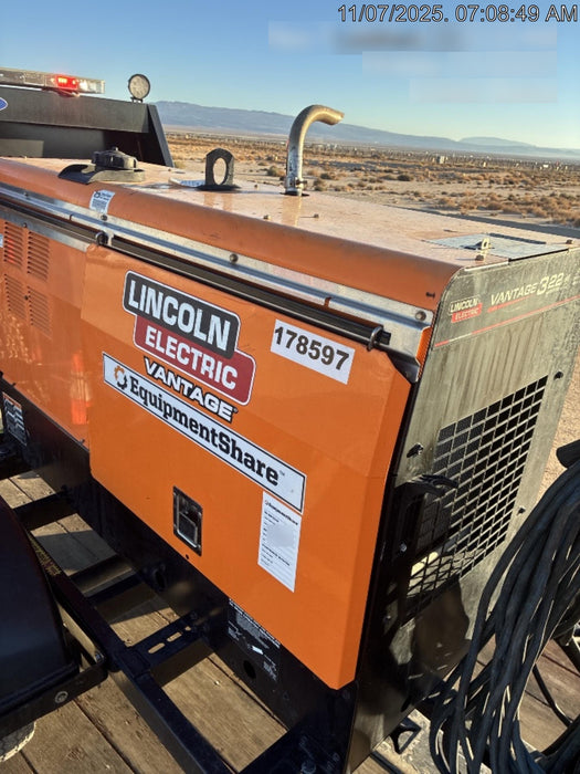 2021 Lincoln Electric Vantage 322 Vantage 322 Ready Pak 3 w/ Decals, ORANGE (includes trailer, cable rack, fender light kit) NO Telematics