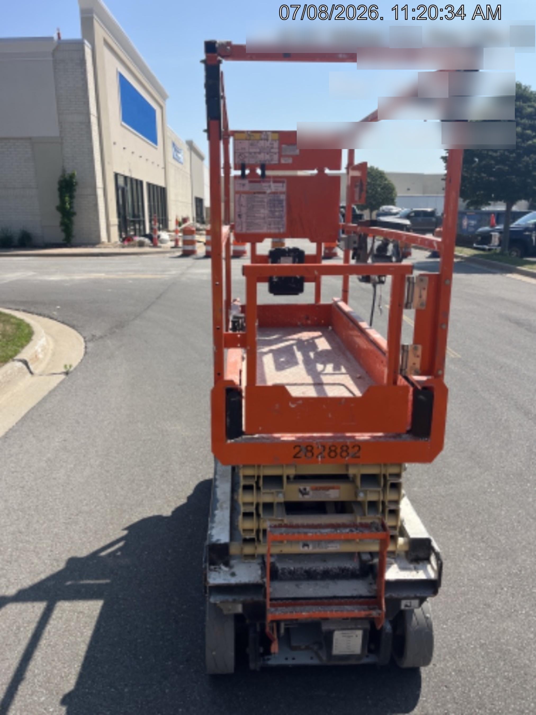 2022 JLG ES1932