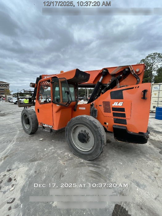 2020 Skytrak 8042 Cab/Heat/Air, Solid Tires, Work Lights, Beacon, Aux Hydraulics, Back up Alarm, Lifting Eye, ES Decals