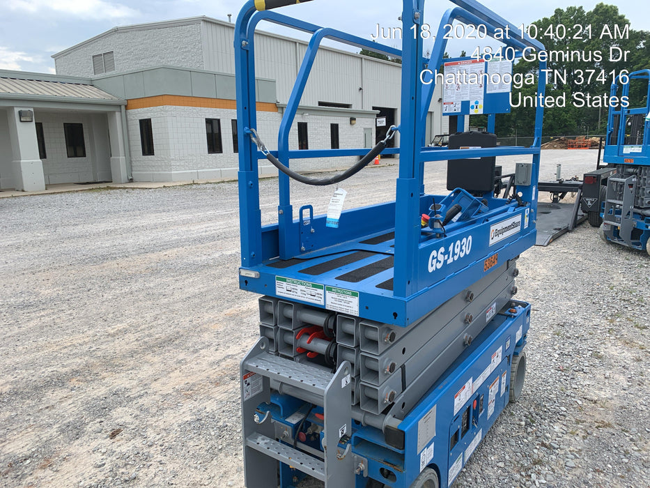 2019 Genie GS-1930 Fixed Rails with Chain Entry