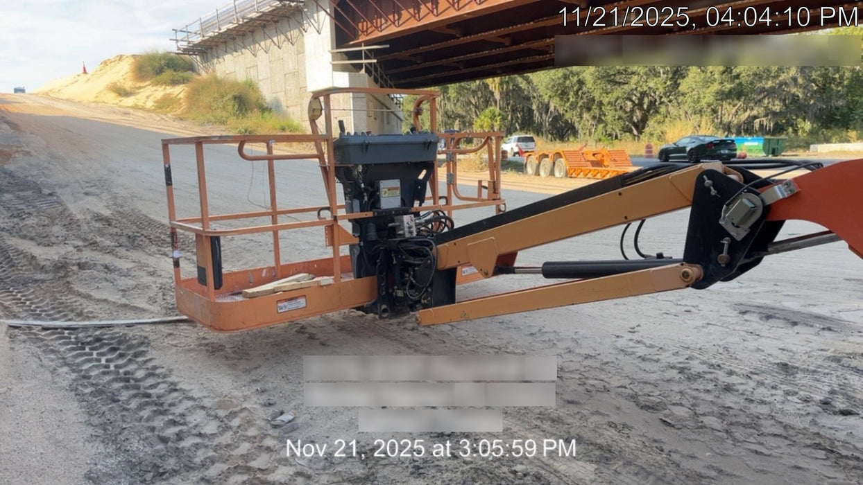 2022 JLG 660SJ Quad Track