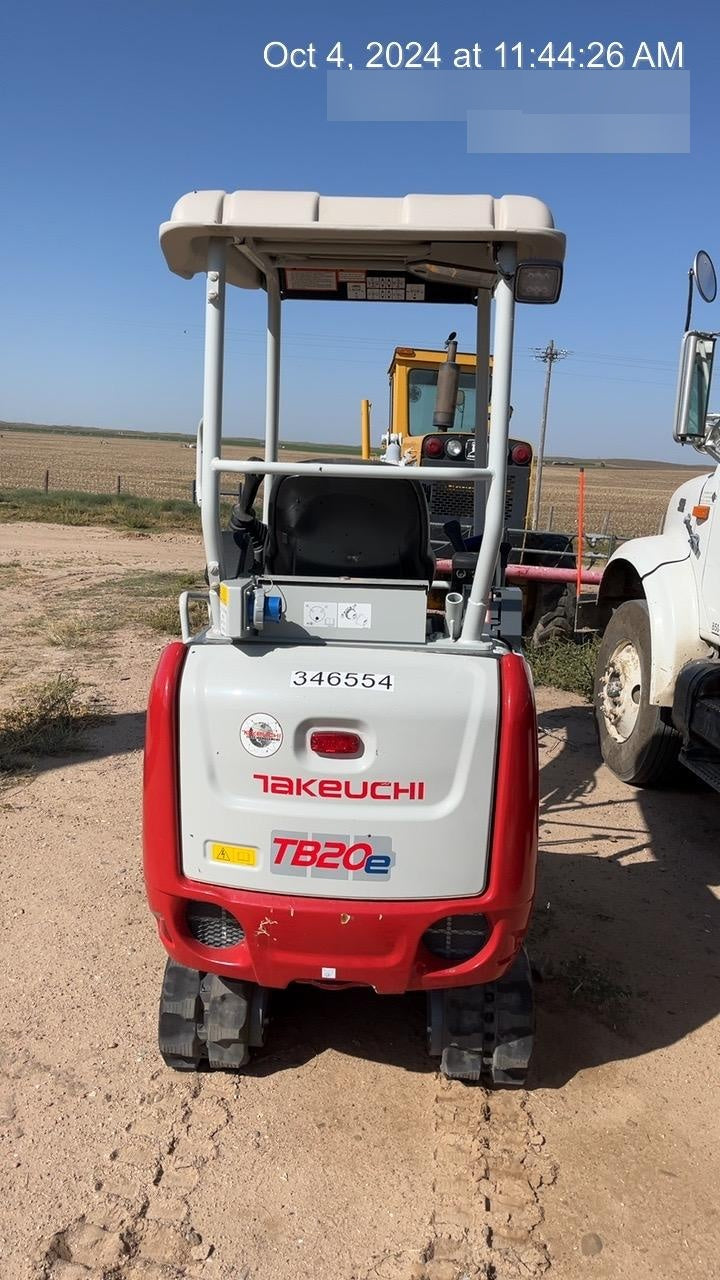 2023 TAKEUCHI TB20e
