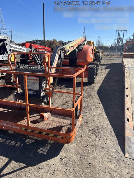 2022 JLG 600AJ