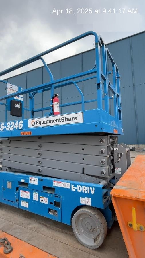 2022 GENIE GS-3246
